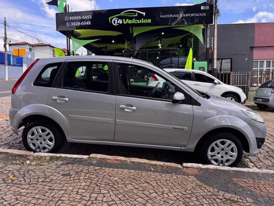 FORD FIESTA 1.6 MPI HATCH 8V FLEX 4P MANUAL